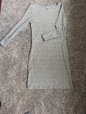 Form fitting a new day Light Gray Ribbed Long Sleeve Knit Midi Dress